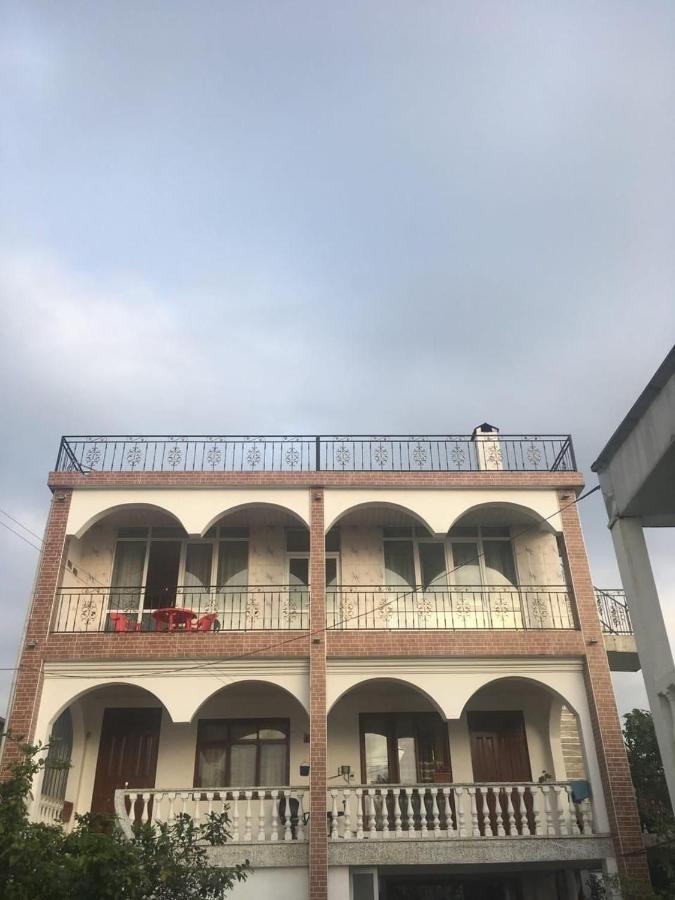 Merab House Batumi Exterior photo