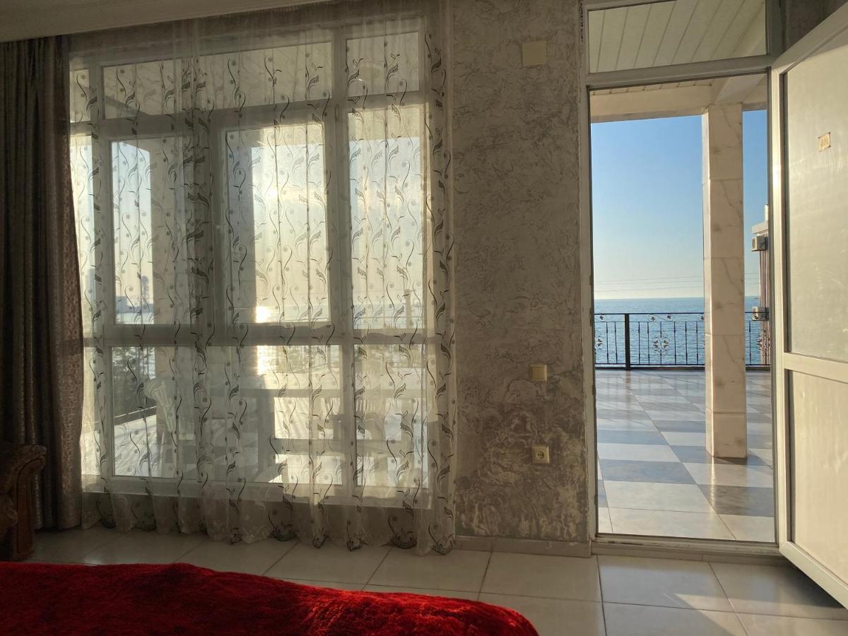 Merab House Batumi Exterior photo